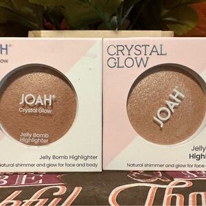 J.O.A. Crystal Glow Jelly Bomb Highlighter in Pink and Gold